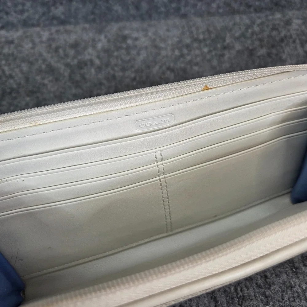 Coach Logo Light Blue & White Zip Around Wristlet Wallet Signature C y2K